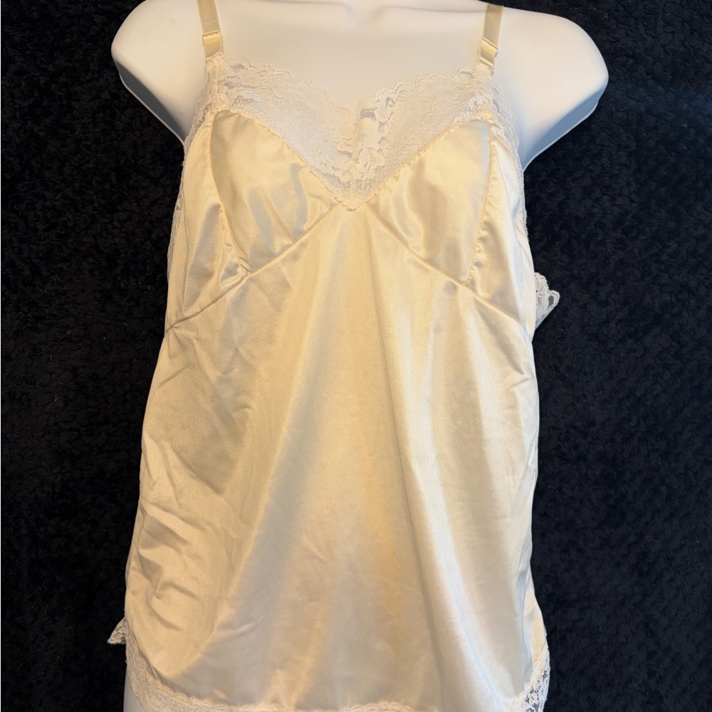 Vintage Cream Lace Trim Camisole - Picture 2 of 8